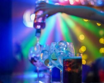 athos lounge club copas barra noche